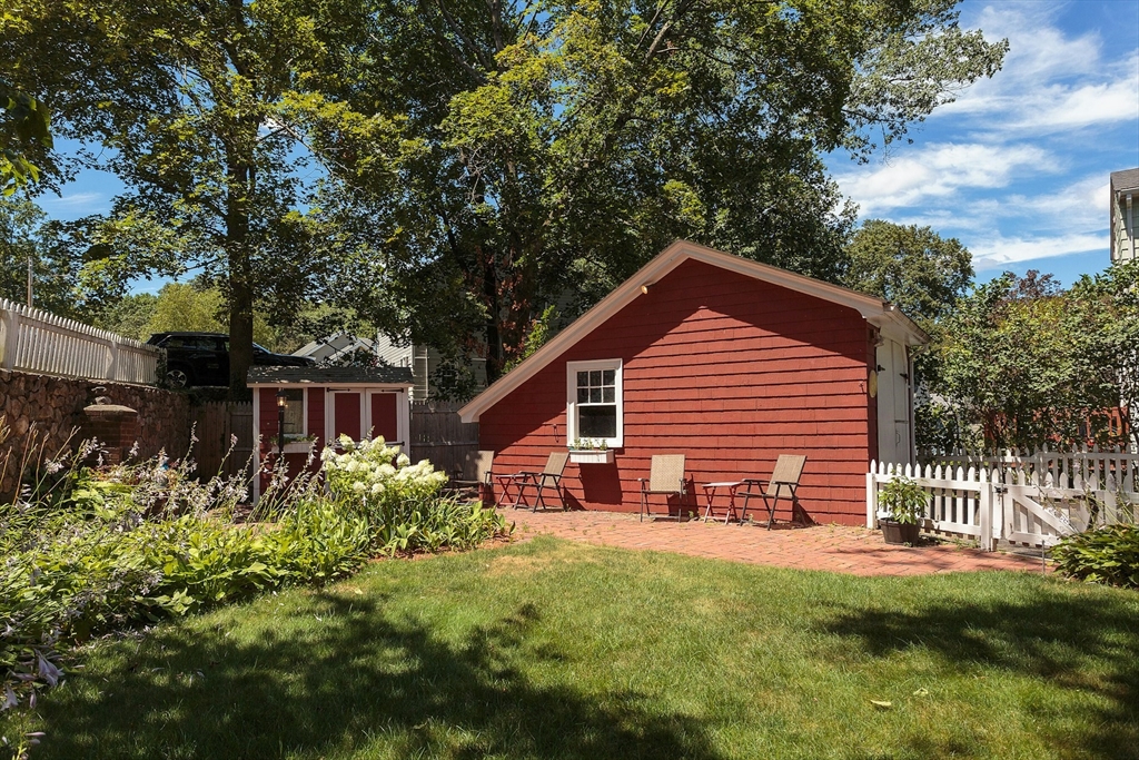 70 Woodside Road Winchester, MA 01890 - Photo 35 of 40 Gallery Image 35