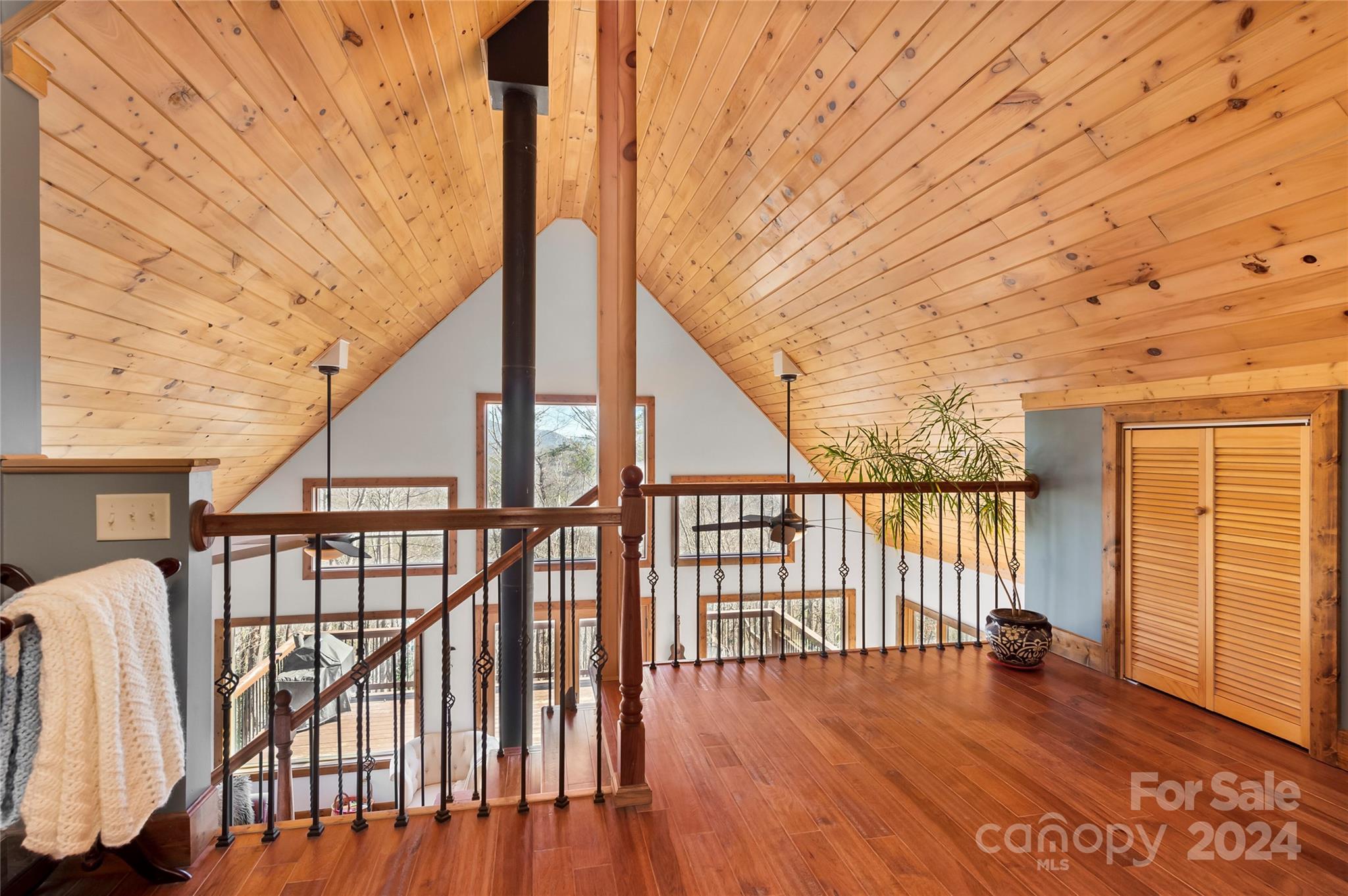 104 Fox Den Road Asheville, NC 28805 - Photo 19 of 28 Gallery Image 19