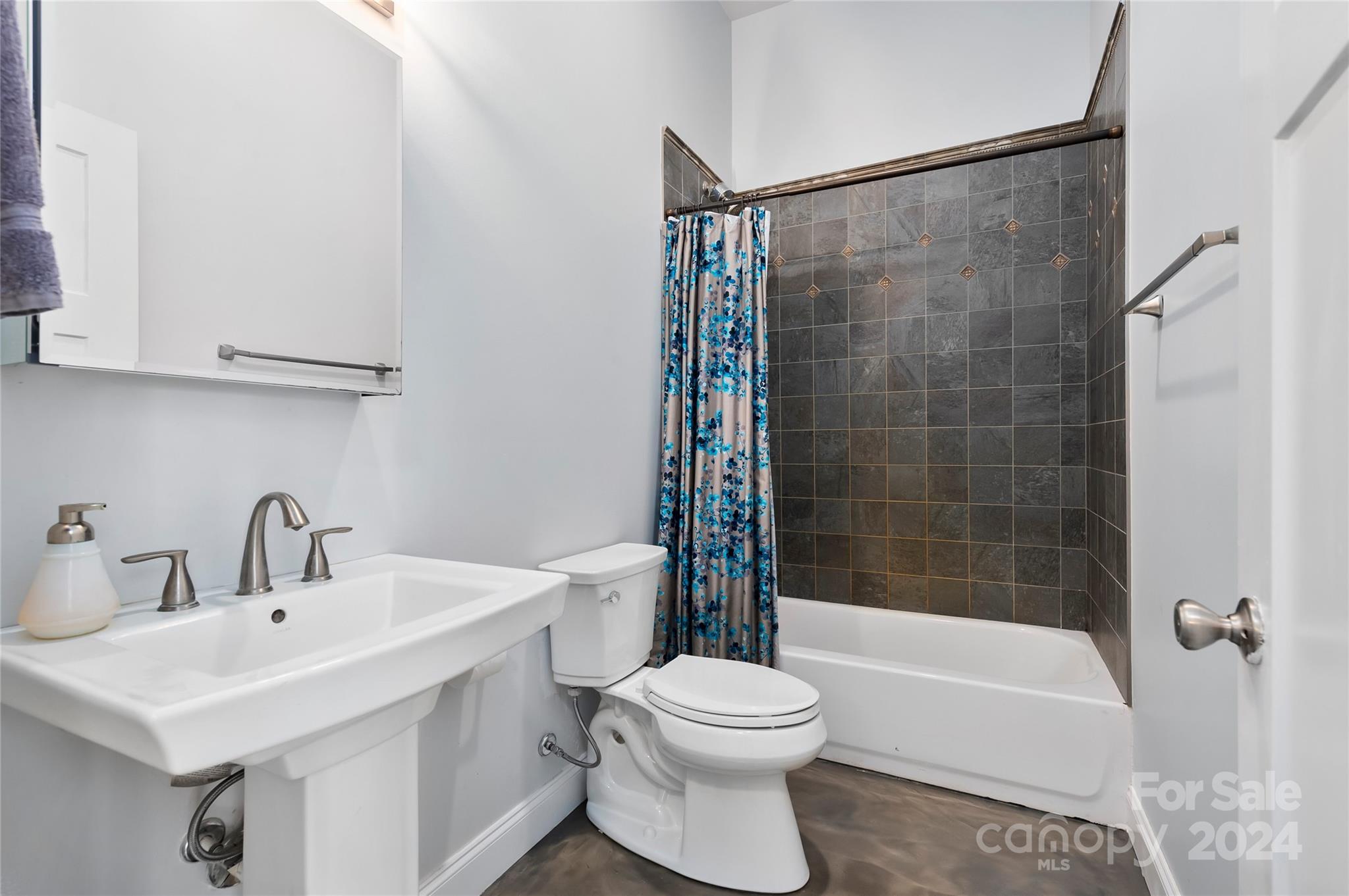 104 Fox Den Road Asheville, NC 28805 - Photo 25 of 28 Gallery Image 25