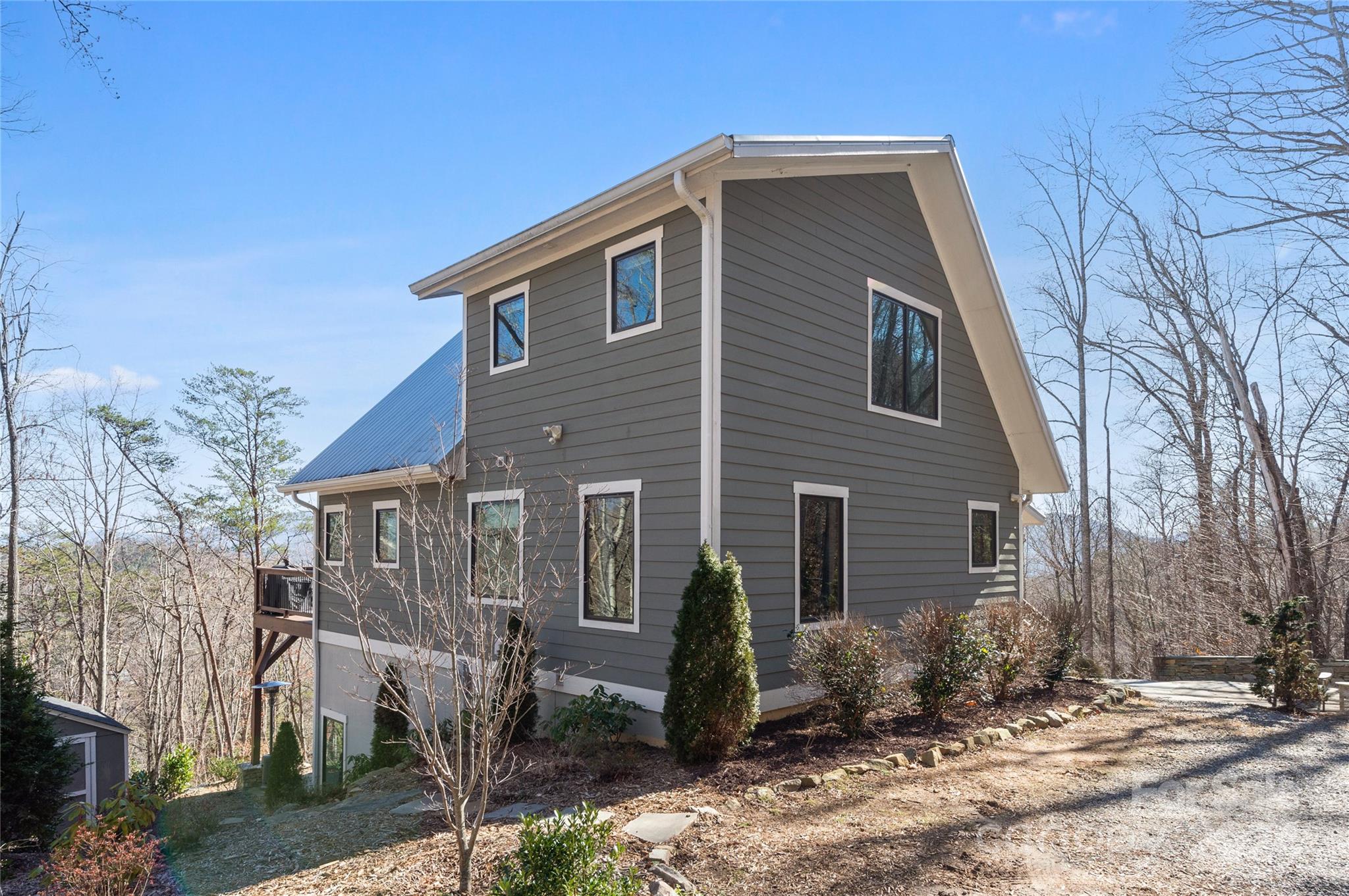 104 Fox Den Road Asheville, NC 28805 - Photo 3 of 28 Gallery Image 3