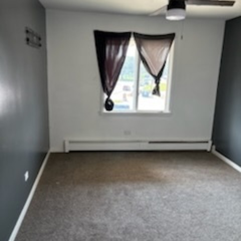 550 Michigan City Road, Unit 3A Calumet City, IL 60409 - Photo 8 of 10 an empty room with a window