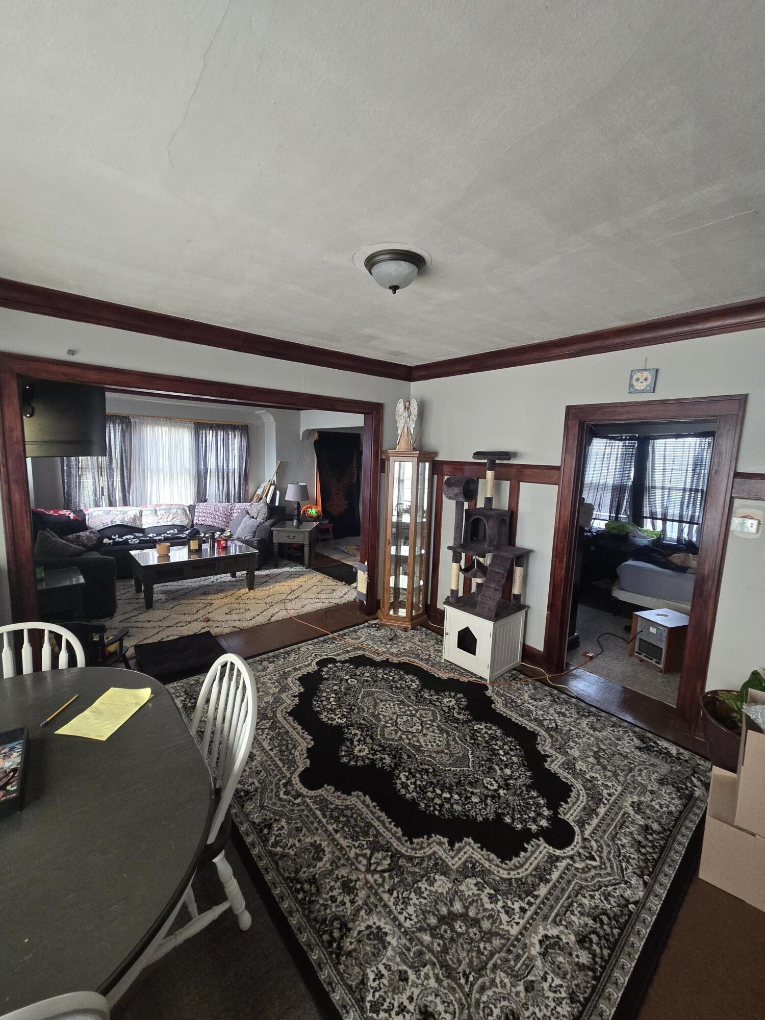 1722 South Layton Boulevard Milwaukee, WI 53215 - Photo 19 of 34 20260203_112106