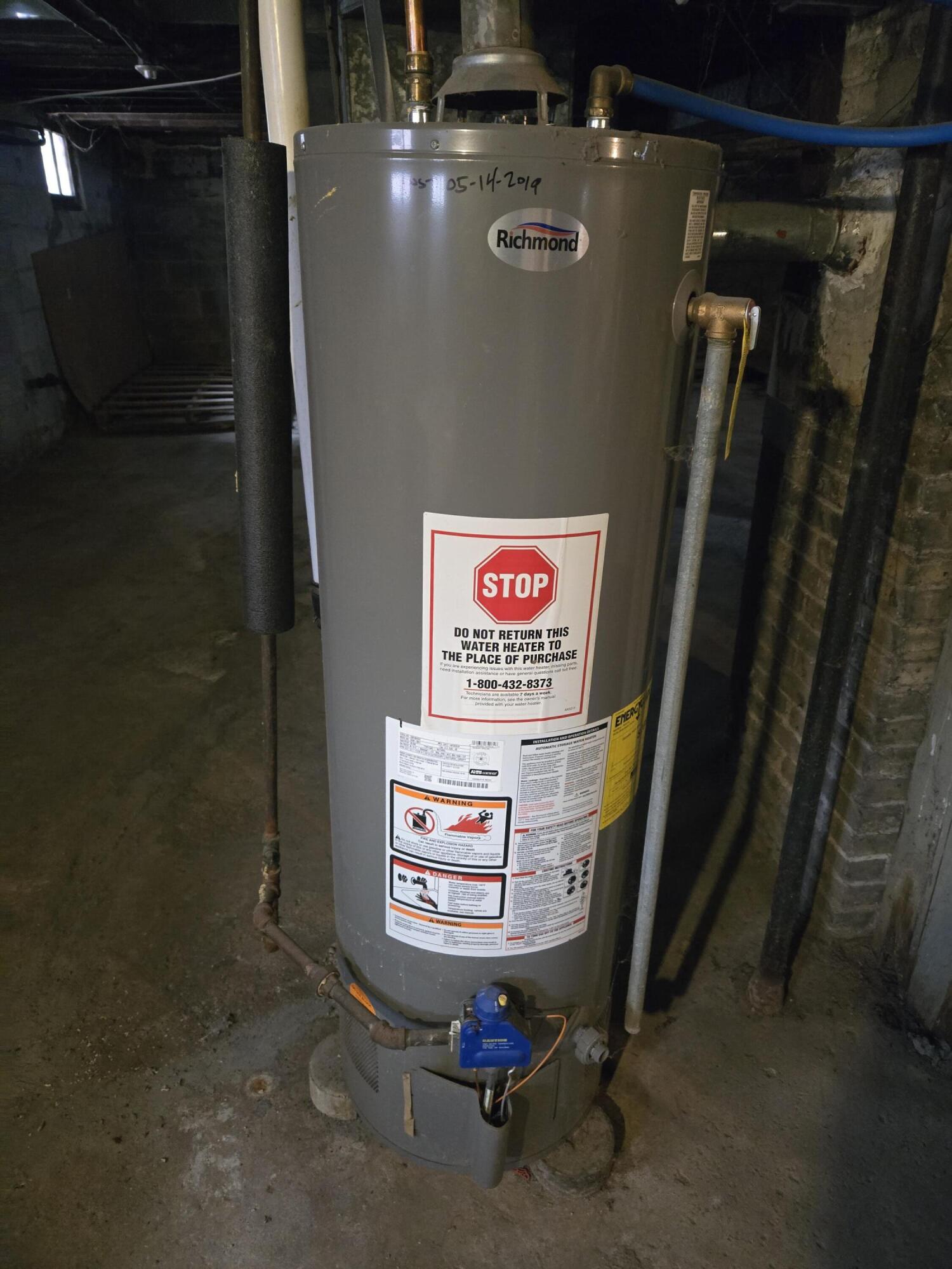 1722 South Layton Boulevard Milwaukee, WI 53215 - Photo 31 of 34 20260203_115216