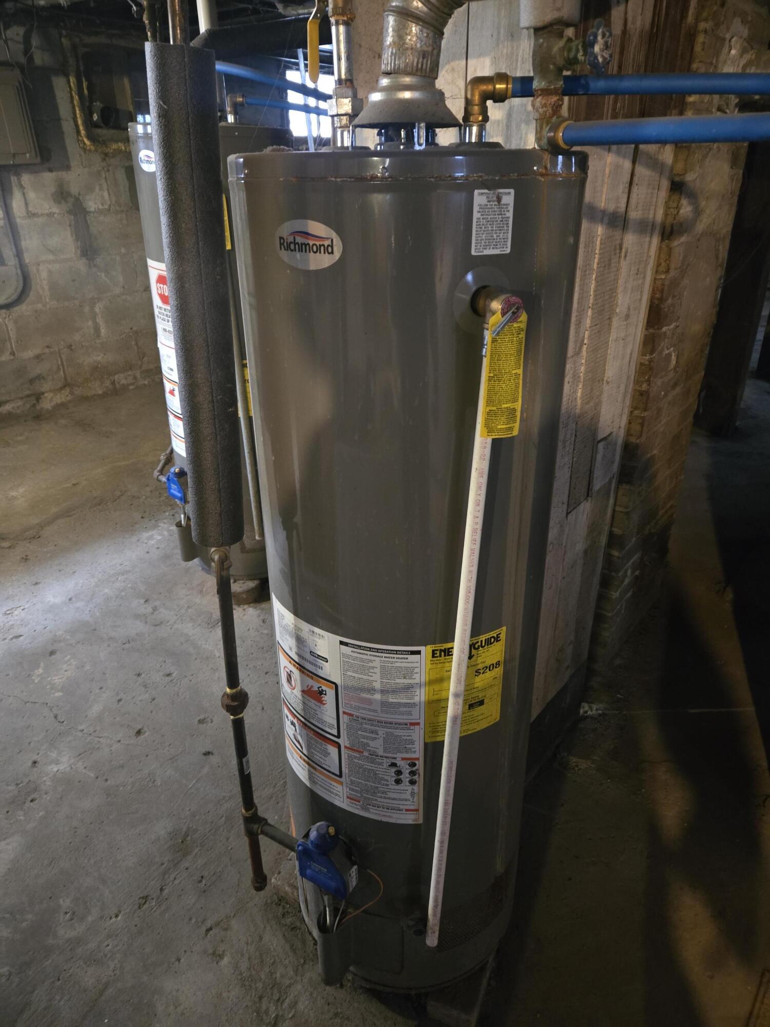 1722 South Layton Boulevard Milwaukee, WI 53215 - Photo 32 of 34 20260203_115223