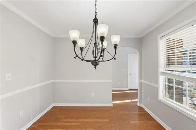 a view of entryway with a window