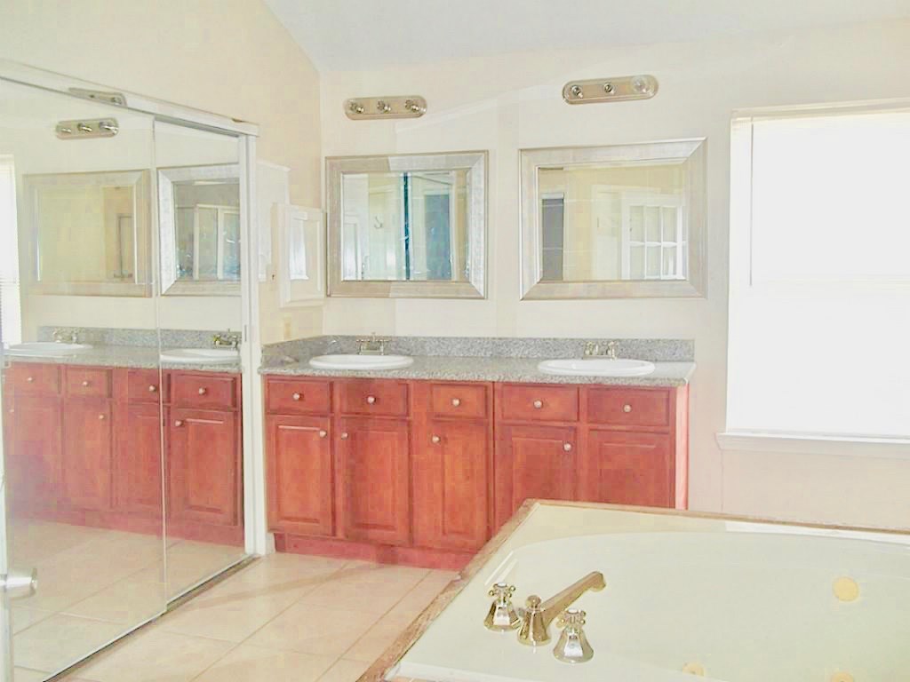7419 Winkleman Road Houston, TX 77083 - Photo 11 of 15