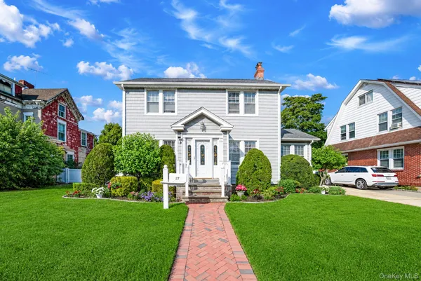 $699,000 | 27 Hilbert Street, Hempstead, NY 11550