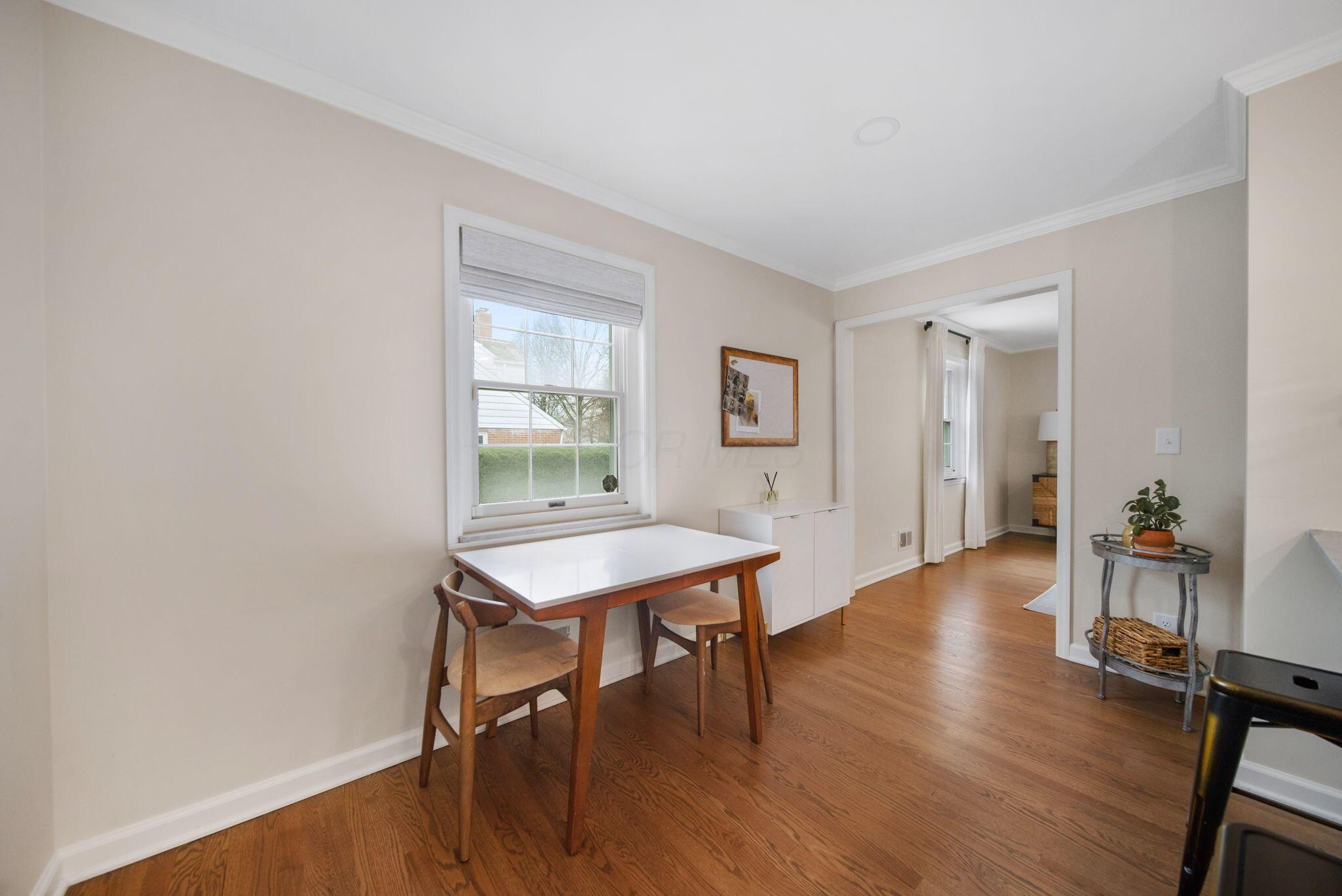 2670 Wexford Road Columbus, OH 43221 - Photo 18 of 56 Breakfast nook- could be perfect for a banquette