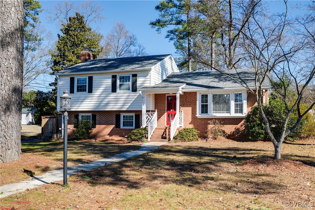 9302 Freestone Avenue Henrico, VA 23229 - Photo 3 of 34