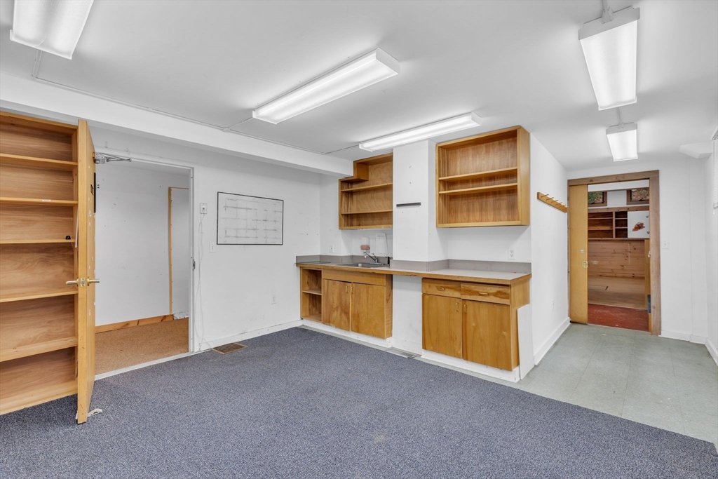 9 Russell Road Huntington, MA 01050 - Photo 13 of 42