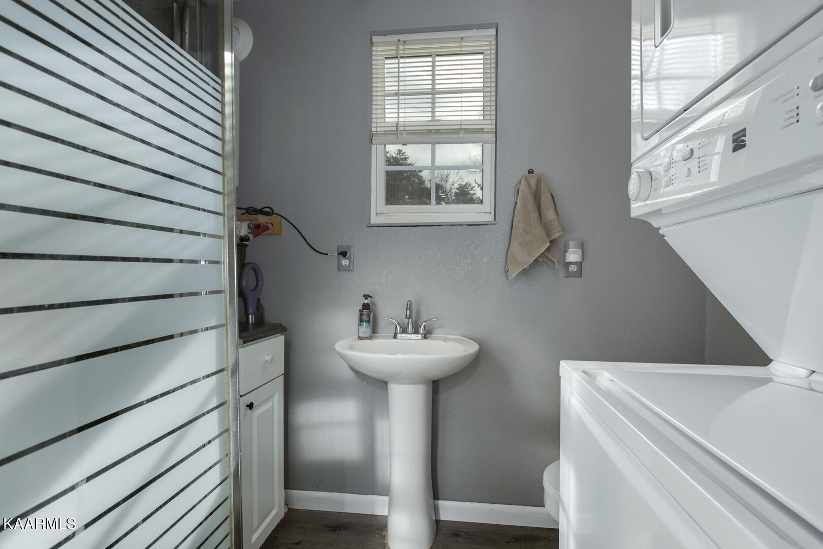 1690 Reliance Road Tellico Plains, TN 37385 - Photo 13 of 34 Bath/Laundry