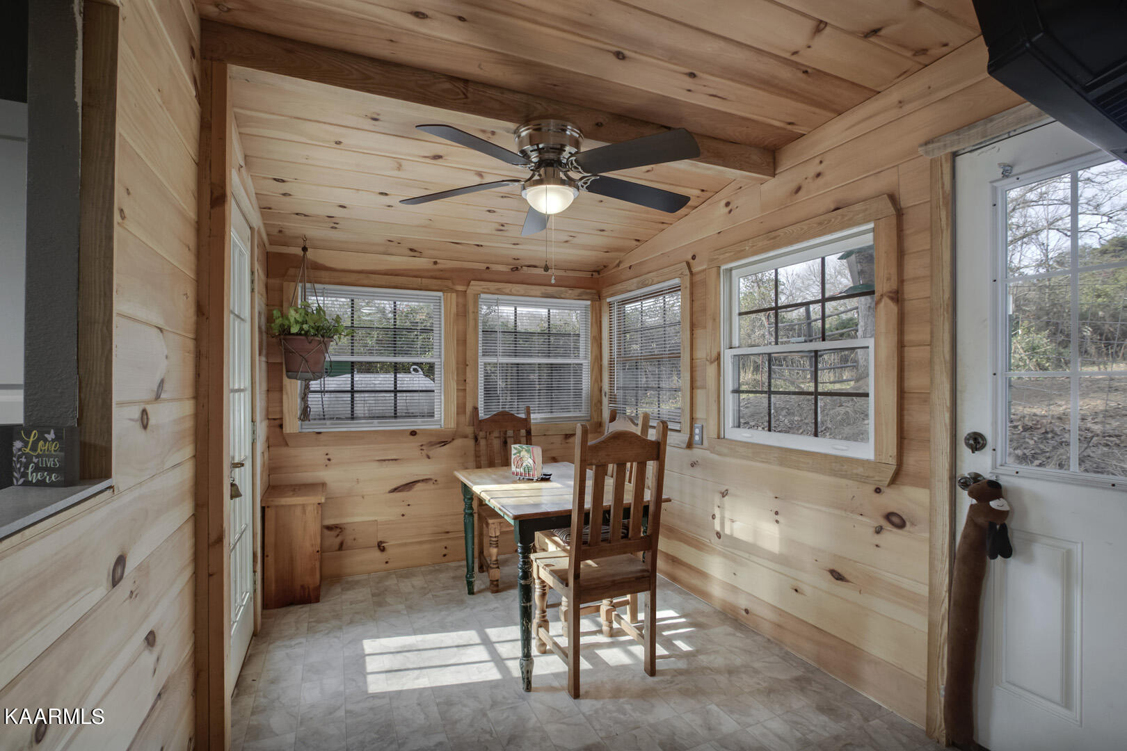 1690 Reliance Road Tellico Plains, TN 37385 - Photo 16 of 34 Mud Room/Bonus Room