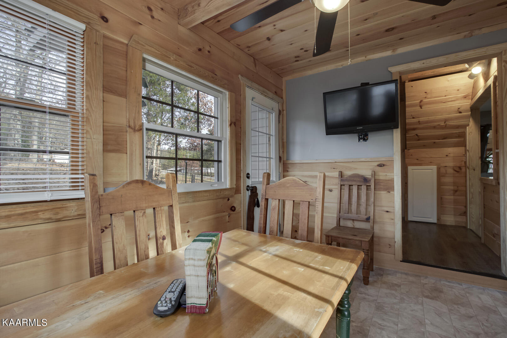 1690 Reliance Road Tellico Plains, TN 37385 - Photo 19 of 34 Mud Room/Bonus Room