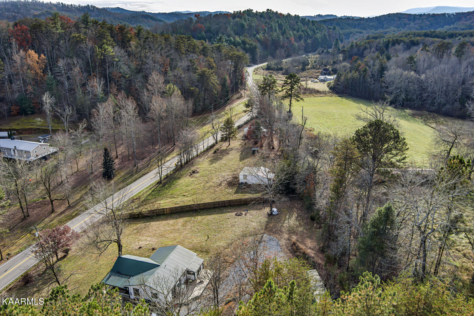1690 Reliance Road Tellico Plains, TN 37385 - Photo 30 of 34 Country Road