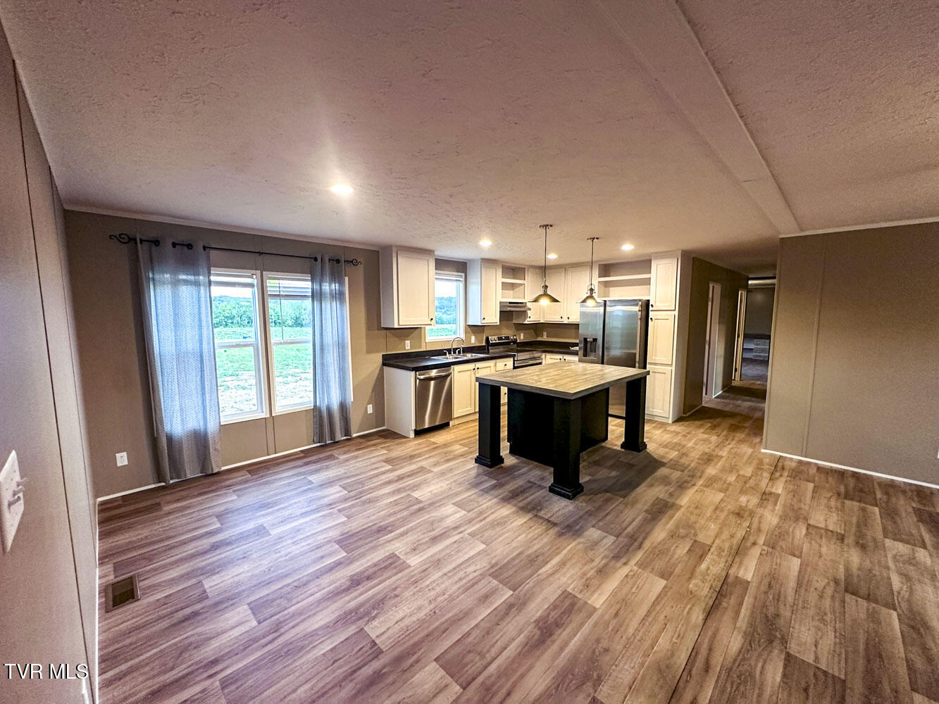 1555 River Path Morristown, TN 37813 - Photo 13 of 26 IMG_1402