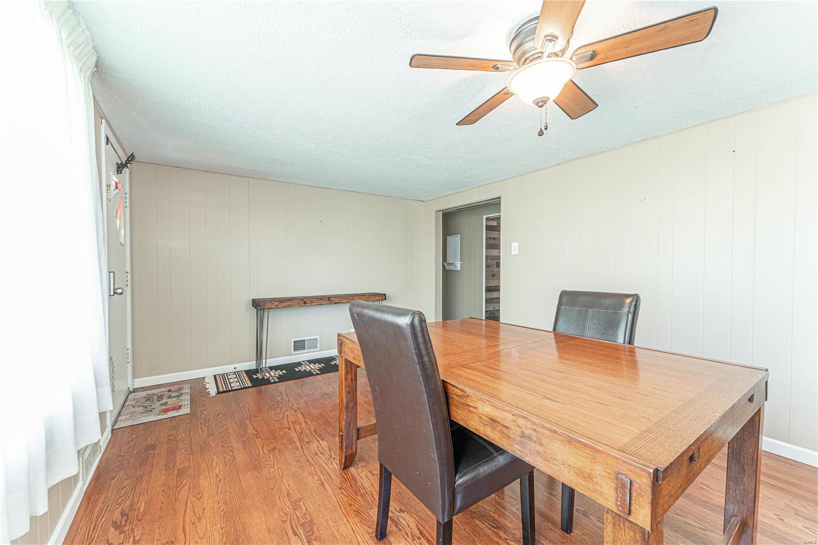 1135 New Trenton Road Highland, IL 62249 - Photo 8 of 32