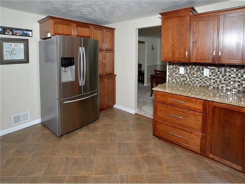 927 Harvard Road Monroeville, PA 15146 - Photo 4 of 25 Gallery Image 4