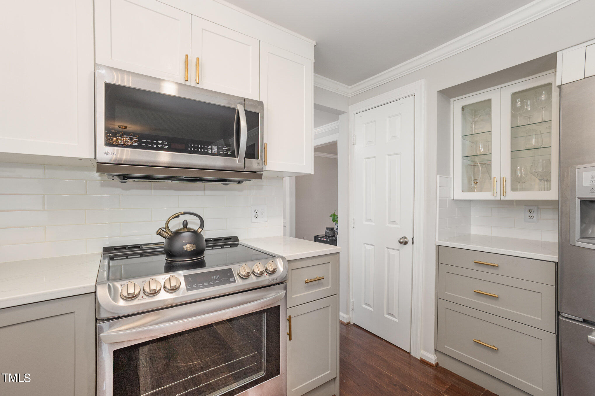4324 Hickory Ridge Drive Raleigh, NC 27609 - Photo 13 of 34 015_cy1a6590-edit