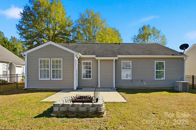 $360,000 | 10549 Glory Meadow Court, Charlotte, NC 28278