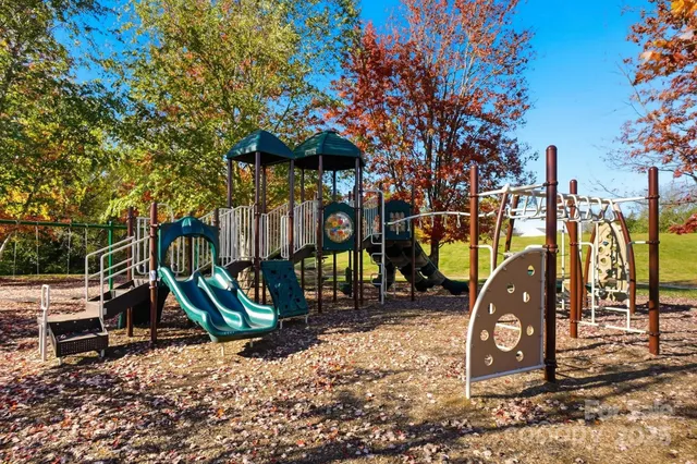 $360,000 | 10549 Glory Meadow Court, Charlotte, NC 28278