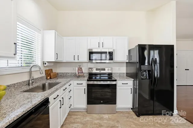 $360,000 | 10549 Glory Meadow Court, Charlotte, NC 28278