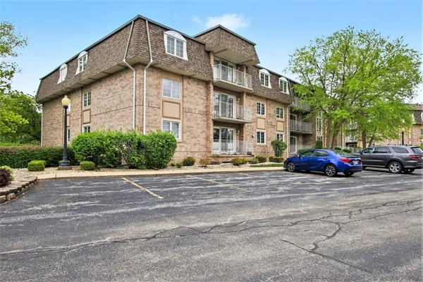 $209,900 | 113 Swan Drive, Dyer, IN 46311