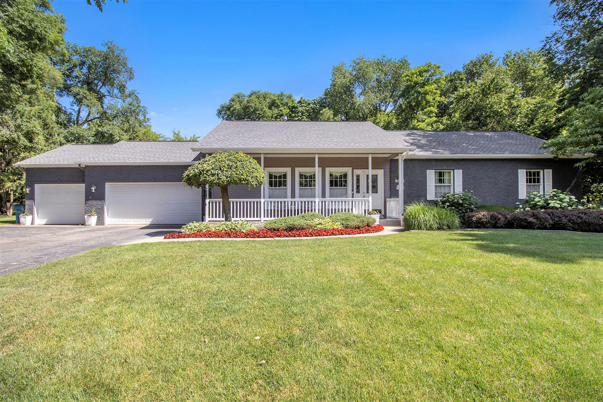 4894 Walkers Ridge Rd.