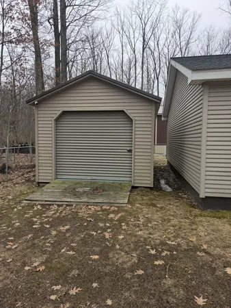 $210,000 | 405 Beacon Lane, Roscommon, MI 48653