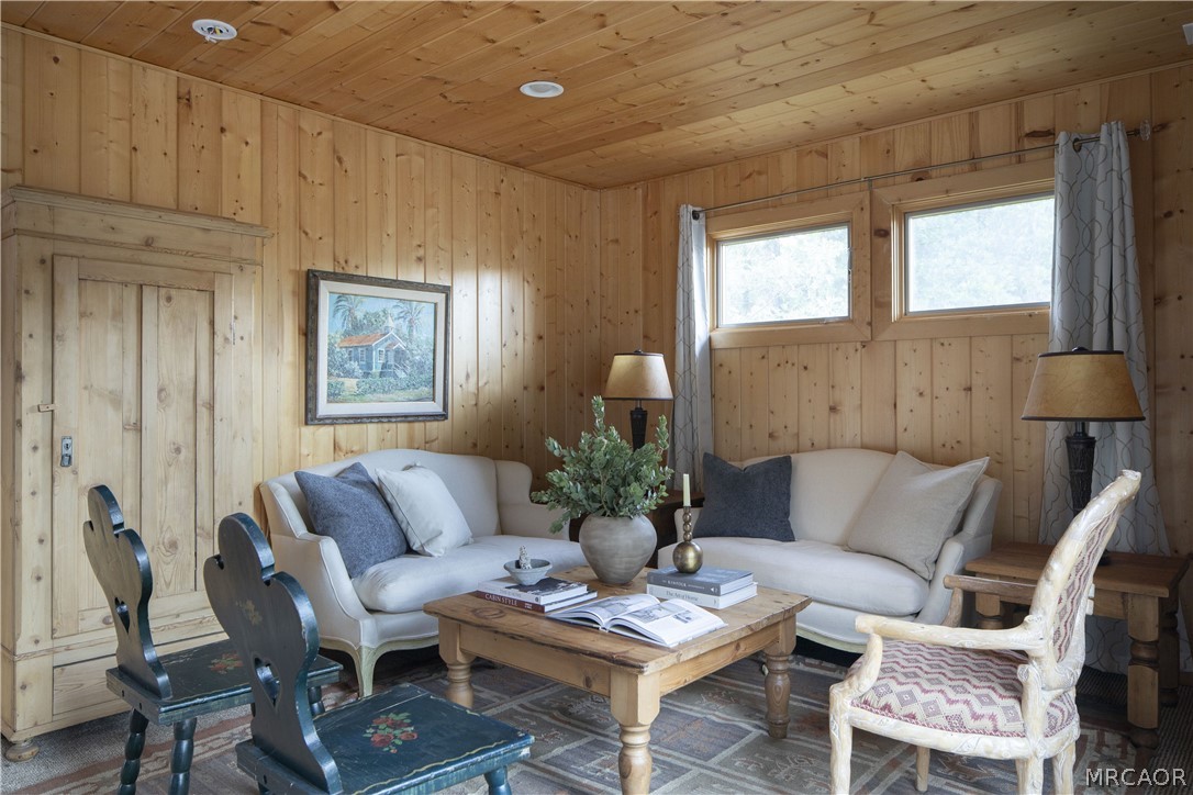 28819 North Shore Road Lake Arrowhead, CA 92352 - Photo 37 of 59 Gallery Image 37
