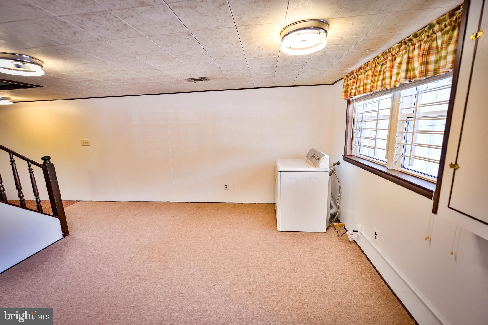 1041 Winsford Road Baltimore, MD 21204 - Photo 23 of 37