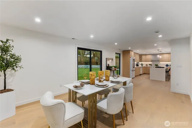 $1,349,000 | 11715 Southeast 64th Street, Bellevue, WA 98006