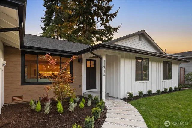$1,349,000 | 11715 Southeast 64th Street, Bellevue, WA 98006