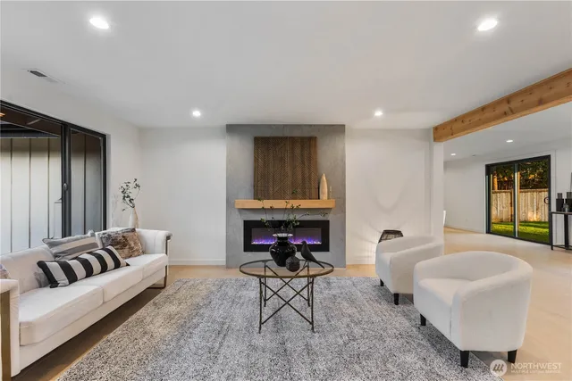 $1,349,000 | 11715 Southeast 64th Street, Bellevue, WA 98006