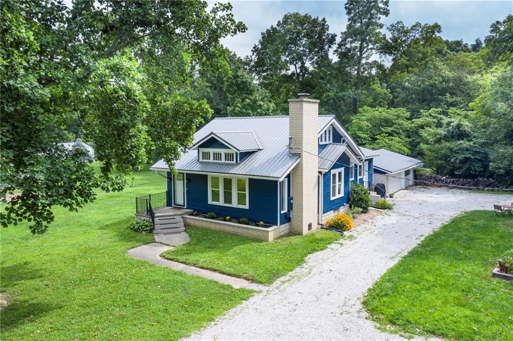 5986 South Ridgeview Road Anderson, IN 46013 - Photo 3 of 52