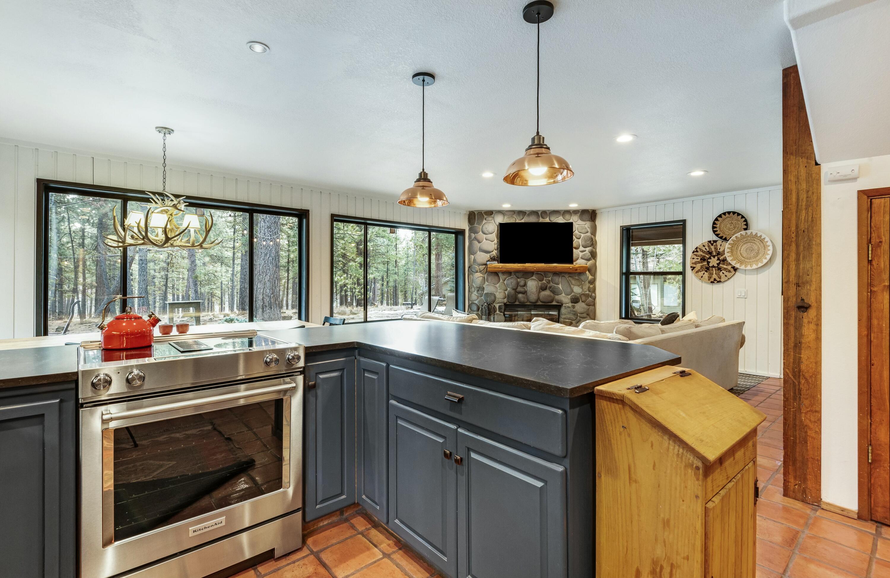 13778 Partridge Foot Black Butte Ranch, OR 97759 - Photo 15 of 36 tempImagewOTGBK