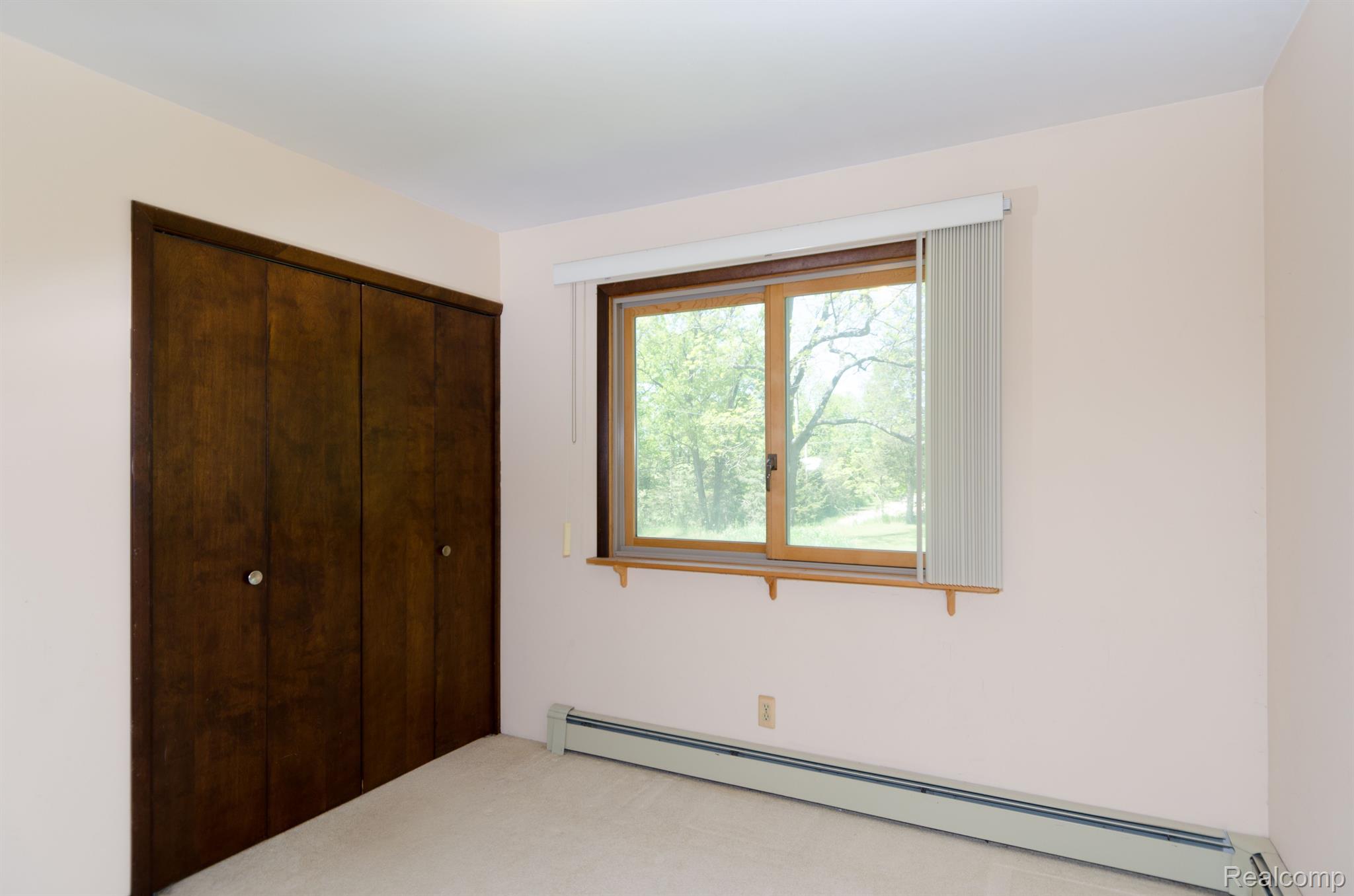 13800 Lone Tree Road Milford, MI 48380 - Photo 51 of 77 Second bedroom.