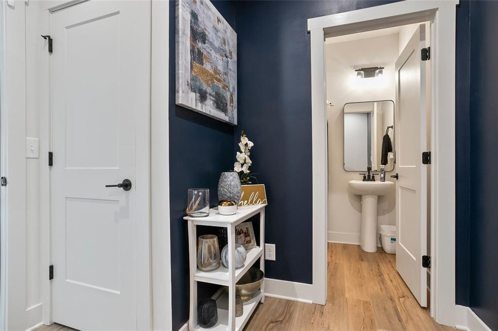 1081 Crest Circle Southeast Atlanta, GA 30312 - Photo 21 of 26 a view of kitchen and dining room