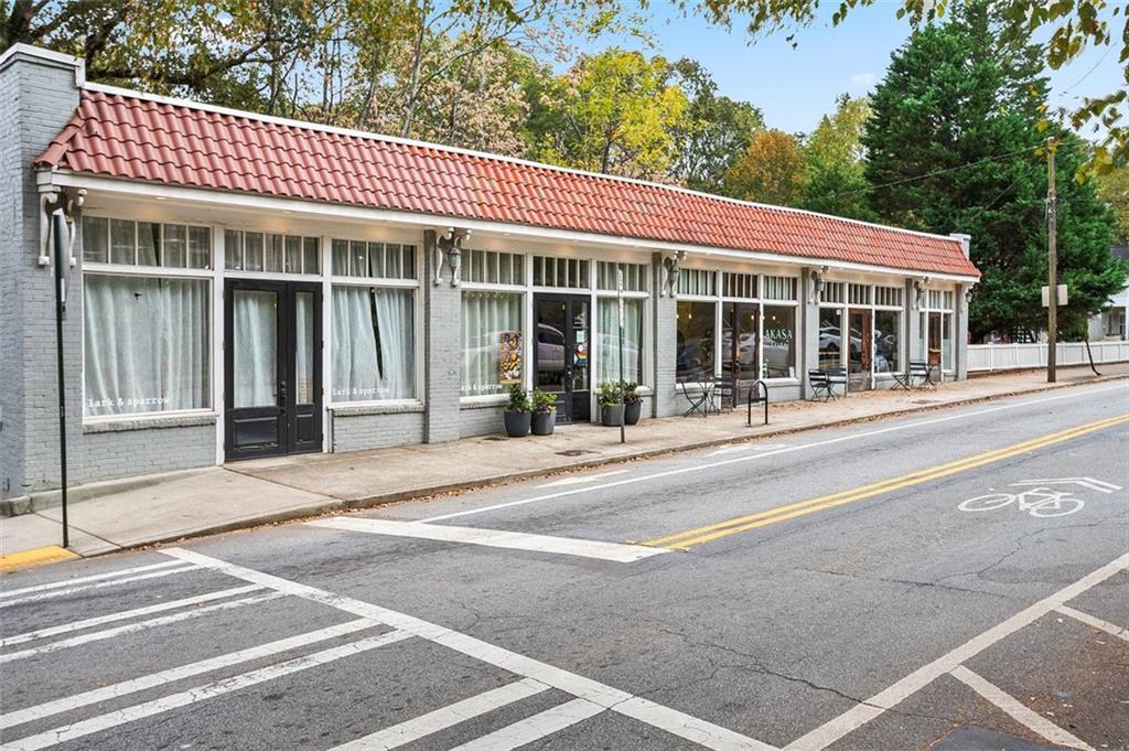 1081 Crest Circle Southeast Atlanta, GA 30312 - Photo 25 of 26 a view of a building with a large window
