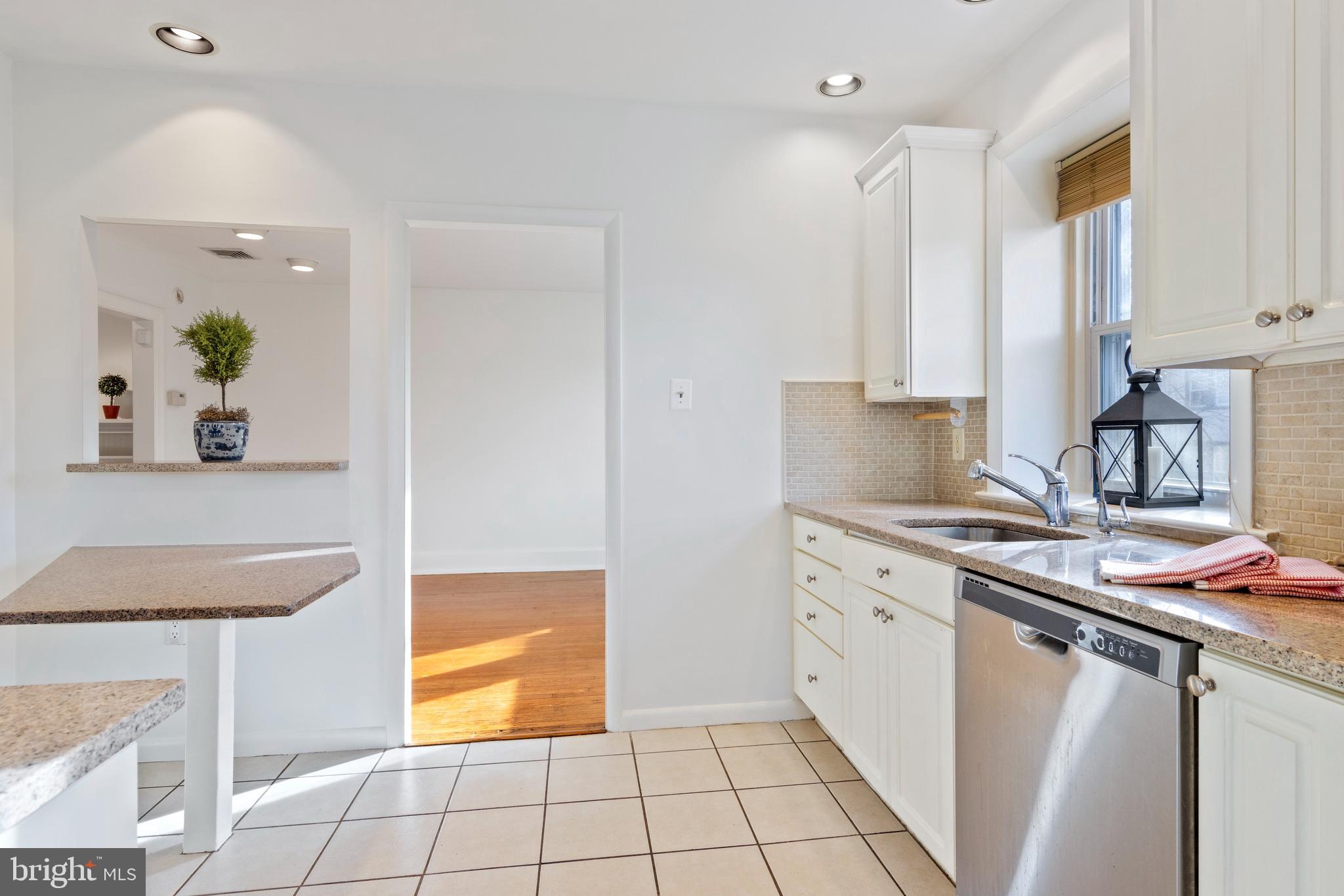 720 Stradone Road Bala Cynwyd, PA 19004 - Photo 13 of 27 Gallery Image 13