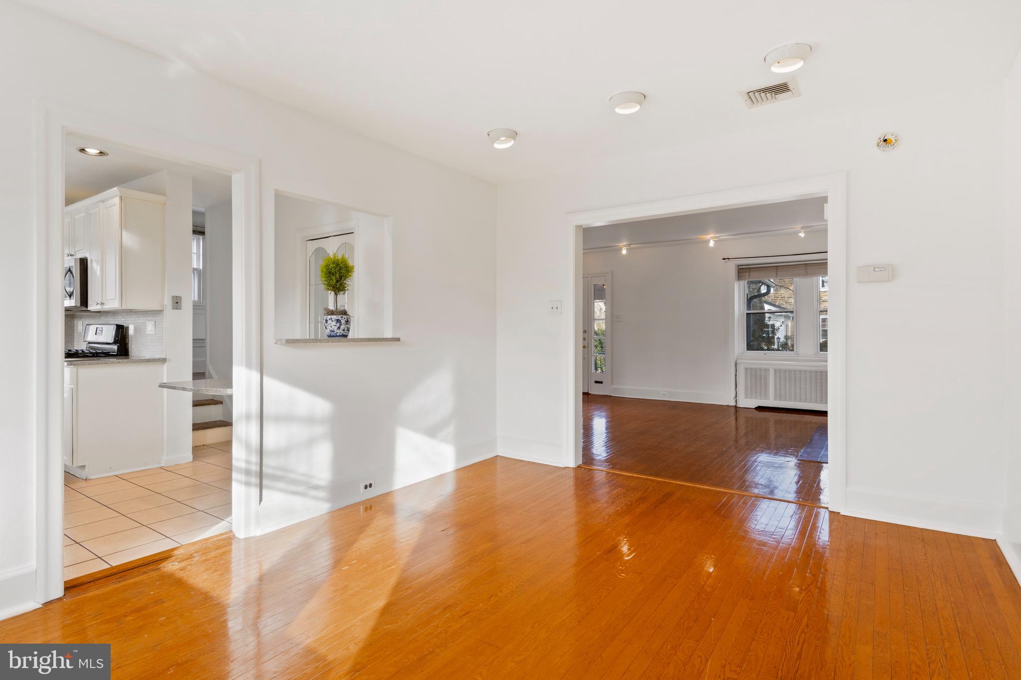 720 Stradone Road Bala Cynwyd, PA 19004 - Photo 10 of 27 Gallery Image 10