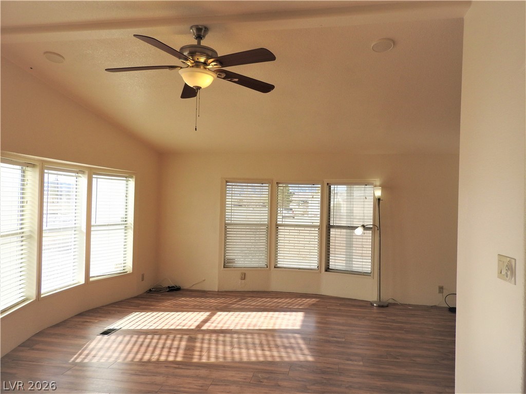 2770 Rio Rico Drive, Unit 4 Pahrump, NV 89048 - Photo 7 of 37