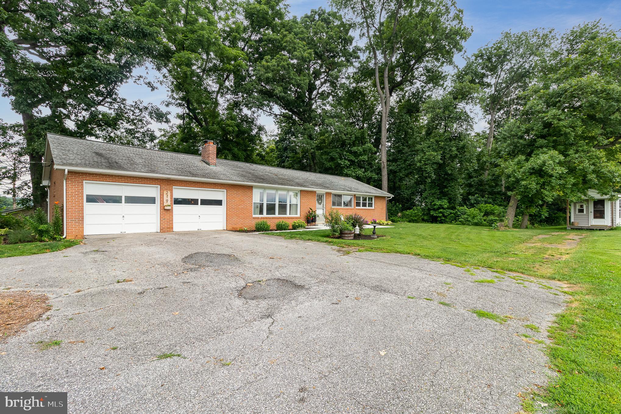 219 Smith Road Shippensburg, PA 17257 - Photo 3 of 34 Gallery Image 3