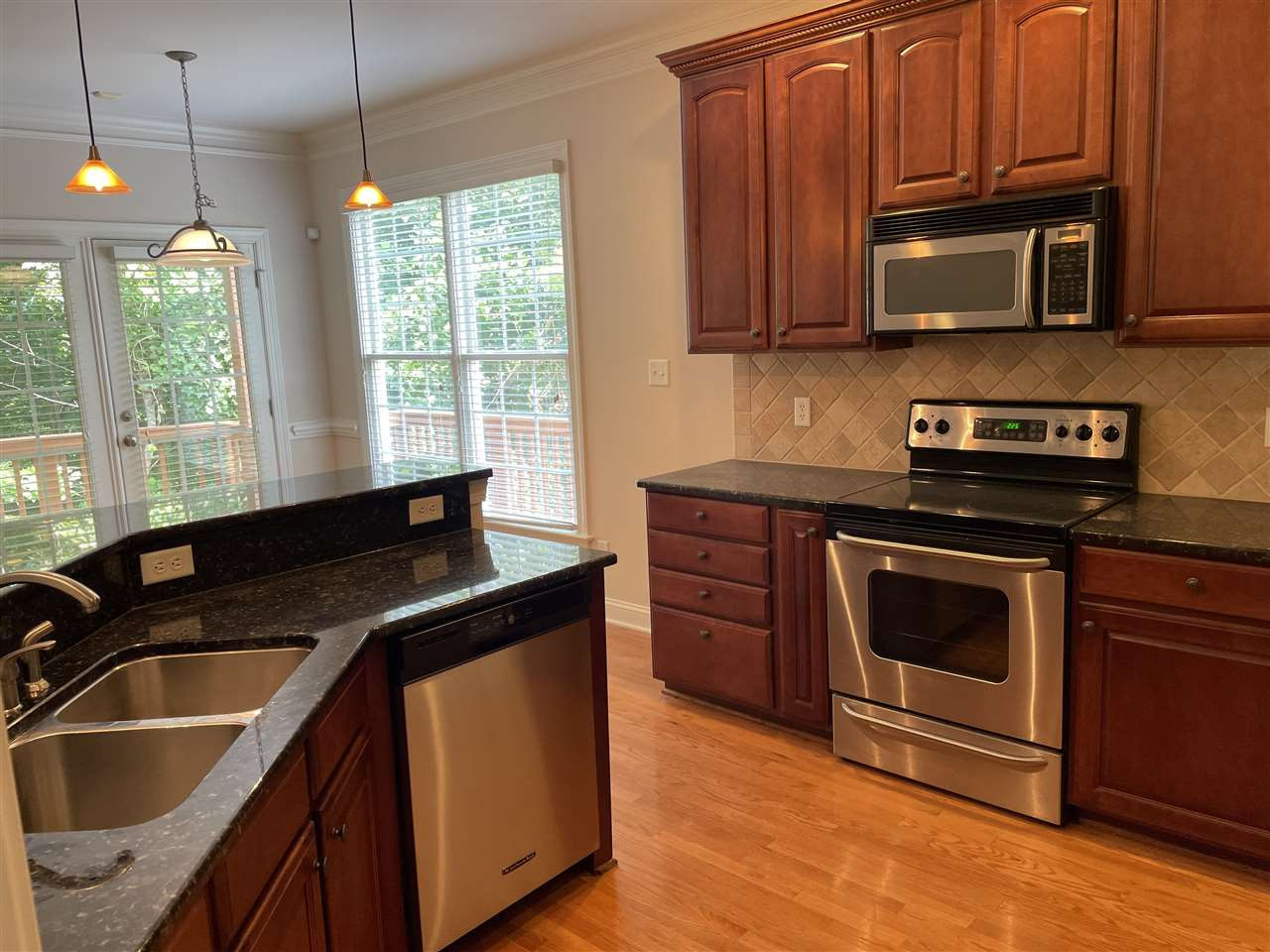 7370 Fontana Ridge Lane Raleigh, NC 27613 - Photo 6 of 27 Kitchen