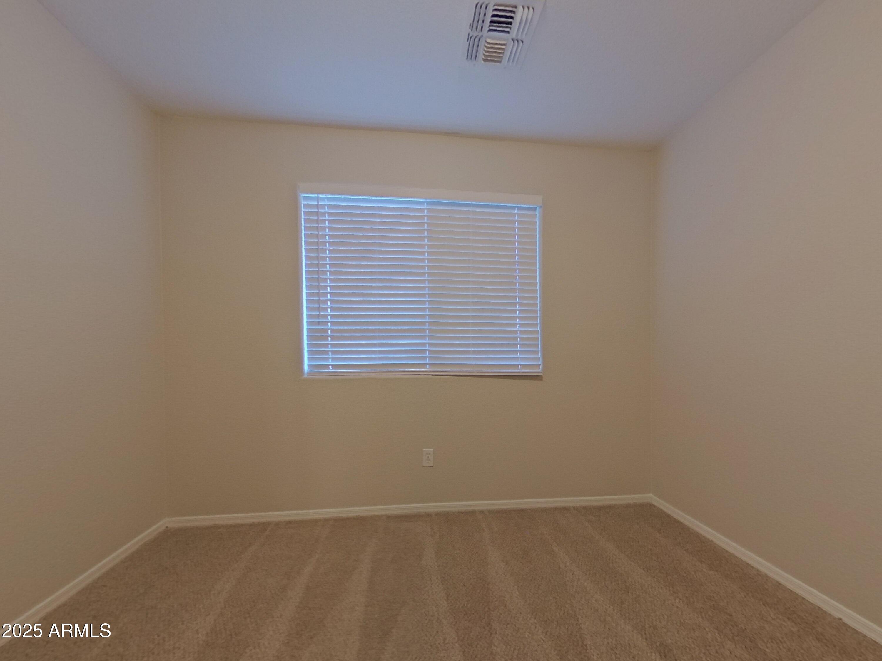 506 South 124th Avenue Avondale, AZ 85323 - Photo 10 of 18 9_pc_W7wBqQTZ3S_5Sto6iQ0uu_layout_0