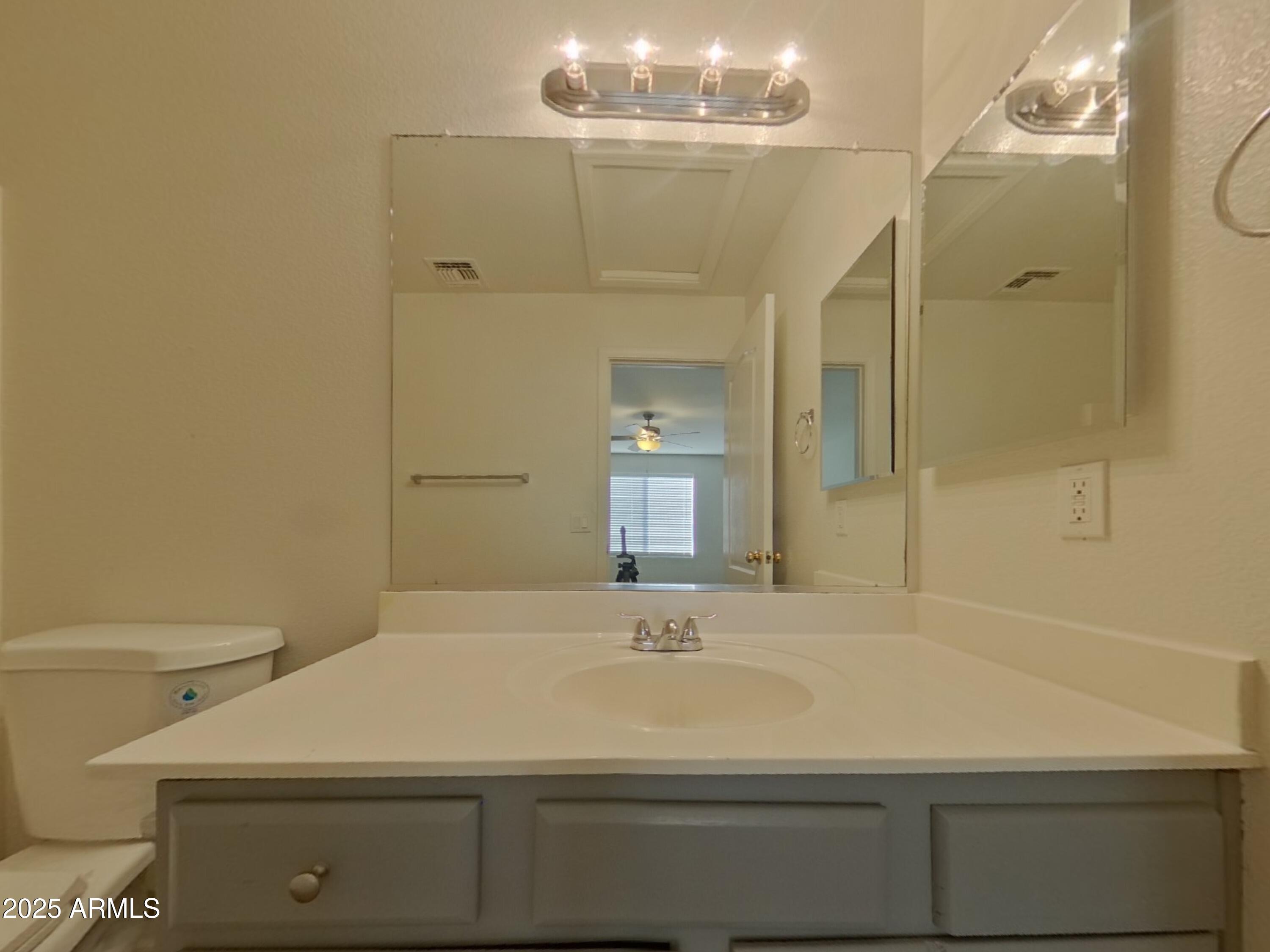 506 South 124th Avenue Avondale, AZ 85323 - Photo 14 of 18 13_Image_bSUN7kJgjV