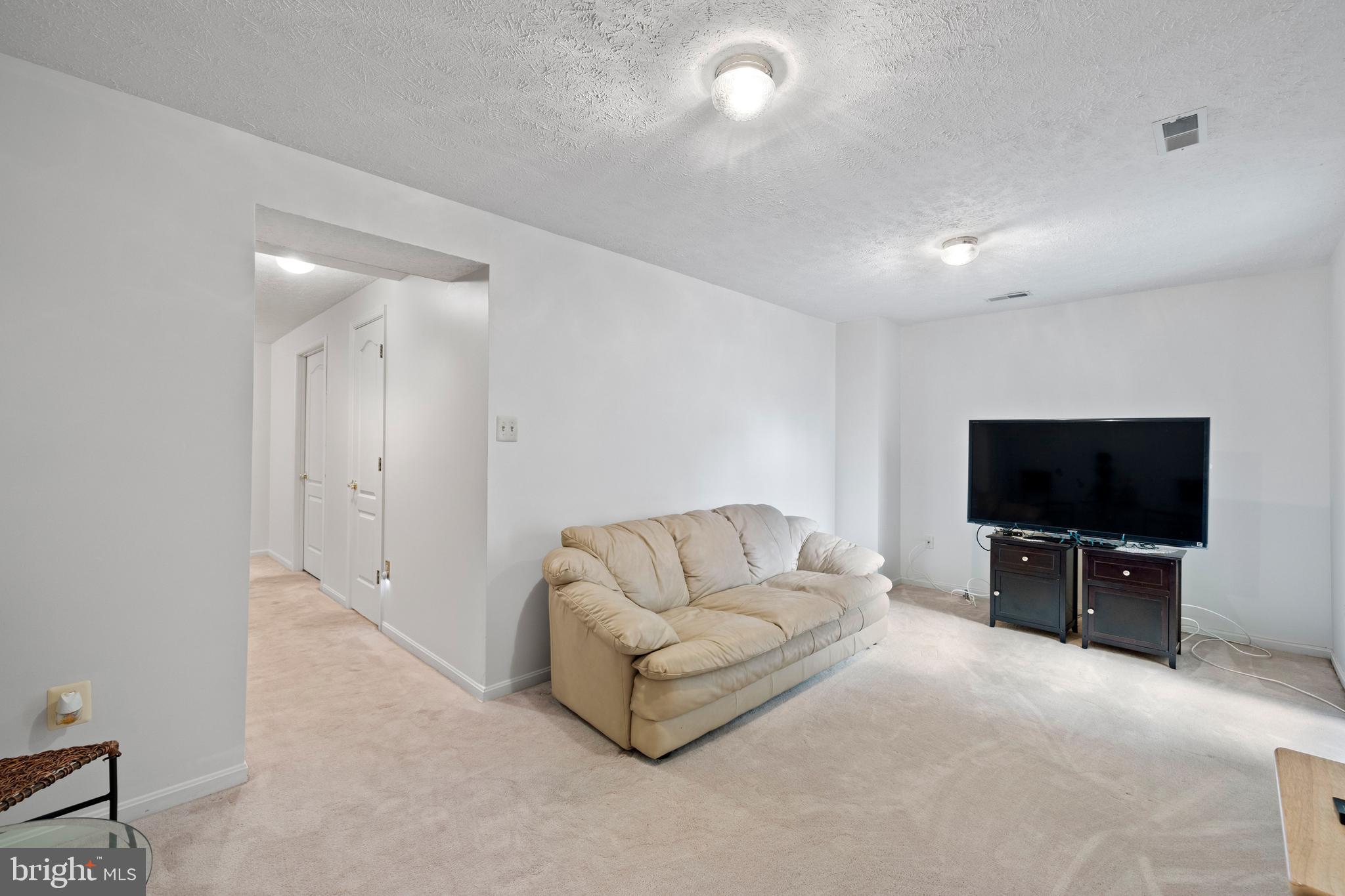 2146 Riding Crop Way Baltimore, MD 21244 - Photo 28 of 36