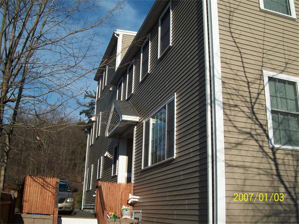 582 Trapelo Road, Unit 2 Belmont, MA 02478 - Photo 3 of 7 Gallery Image 3