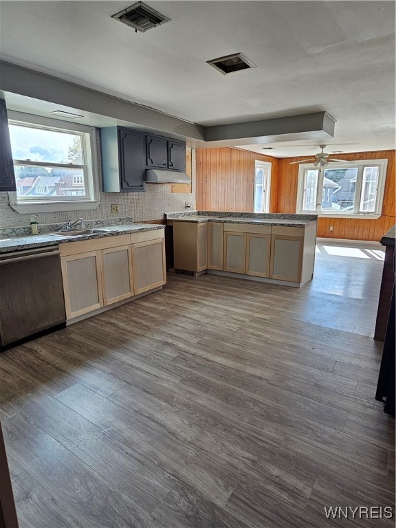 382 Abbott Road Buffalo, NY 14220 - Photo 3 of 27 upper unit kitchen