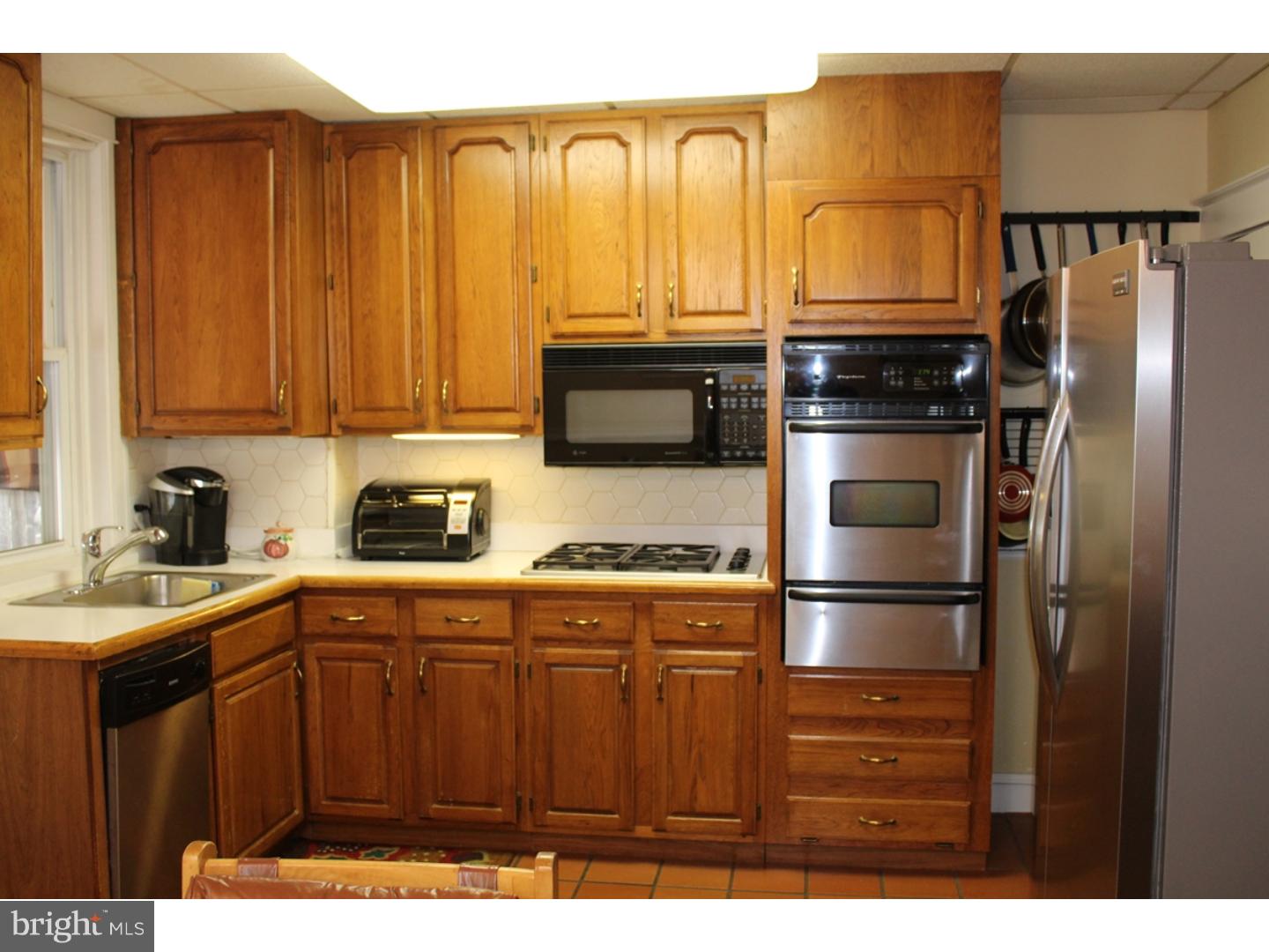 620 Arbor Road Cheltenham, PA 19012 - Photo 4 of 15 Kitchen