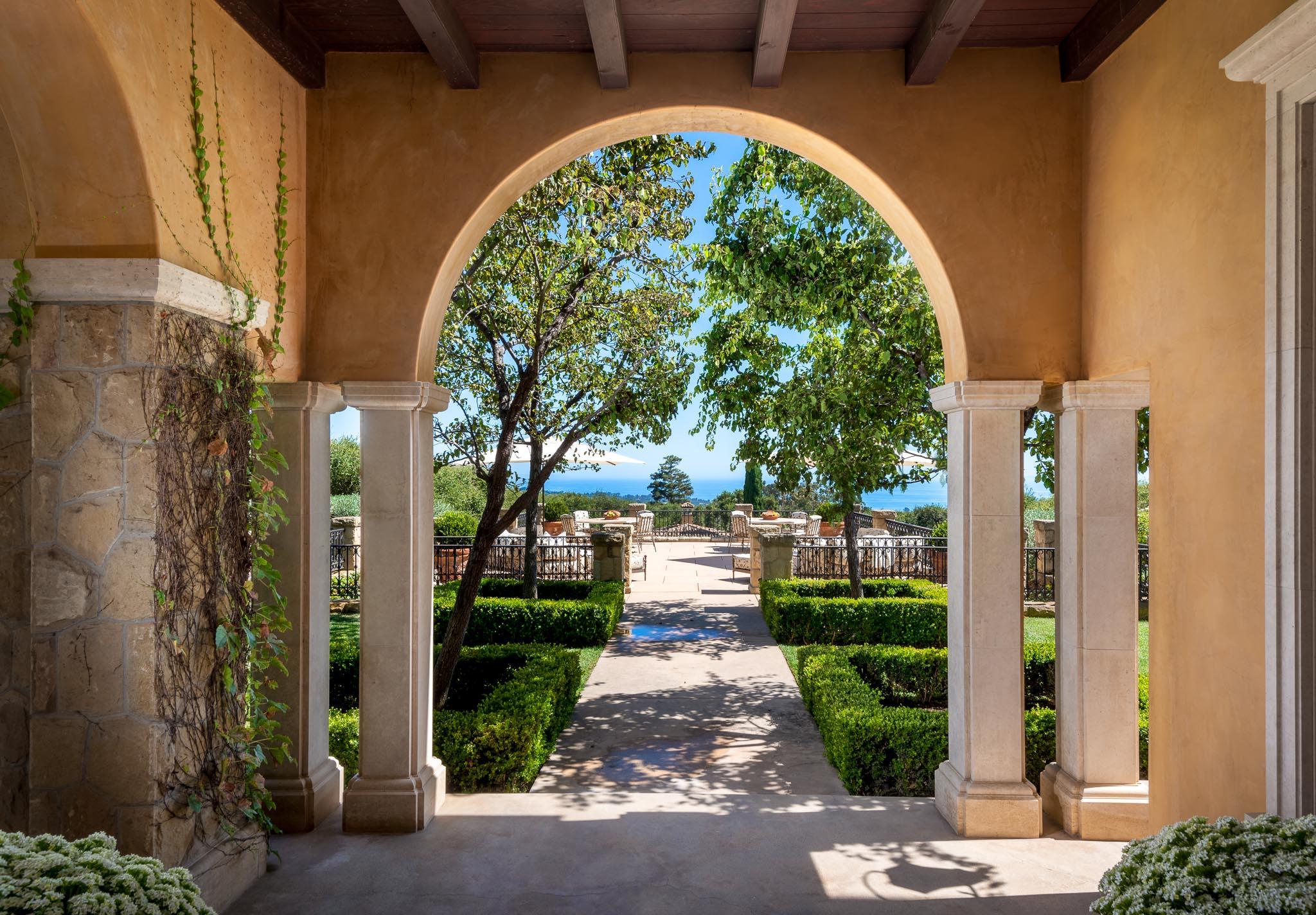 900 Hot Springs Road Montecito, CA 93108 - Photo 5 of 45 Arch